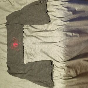 Longsleeved spider crop top